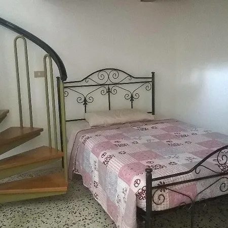 La Volpe E La Calandra شقة Grassano